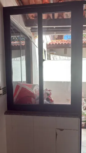 Janela alumínio