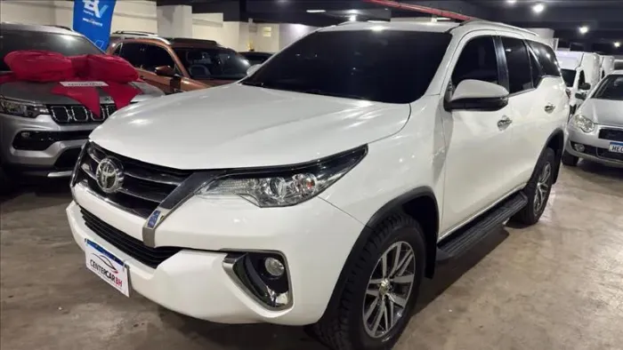 Toyota Hilux SW4 SRV 4X2 2.7 Flex 16V Aut. 2019