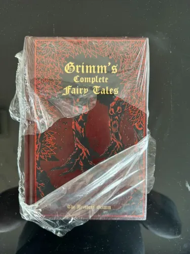 Grimm's Complete Fairy Tales/Contos de Fadas Completos dos Irmãos Grimm - Importado, couro