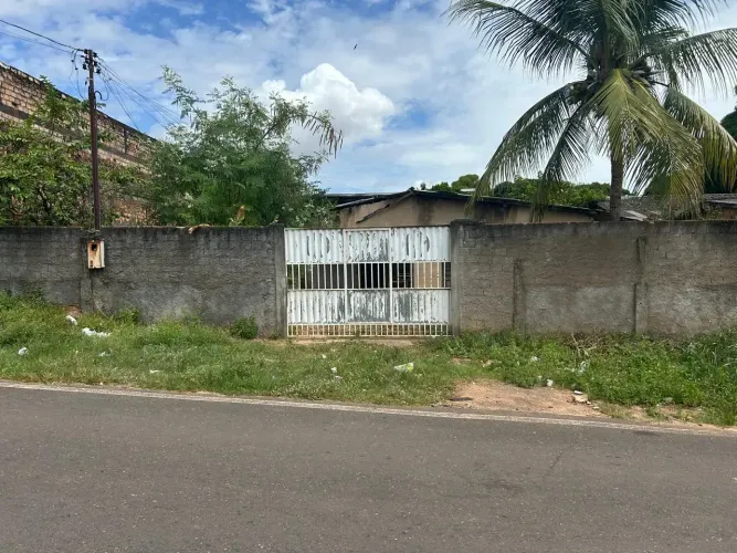 Casa no Bairro 13 de Setembro - Boa Vista - RR