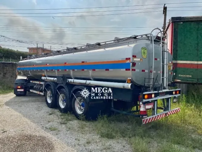 Carreta Tanque combustivel Gotti 6 bocas 30.000L 