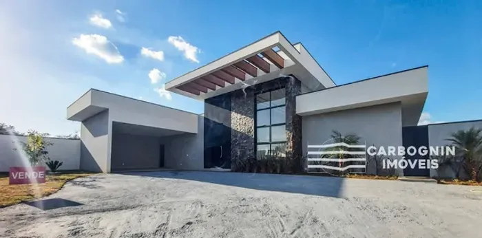 Casa em condomínio a Venda no Terras do Vale no Bairro do Grama em Caçapava