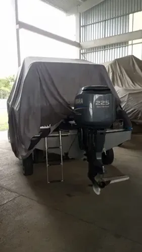 Peças motor de popa 225HP Yamaha Four Stroke F225 AET ((( leia o anuncio )))