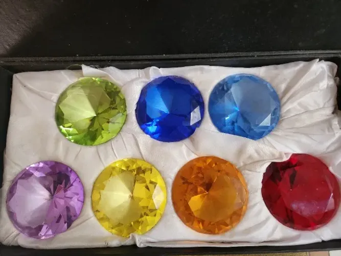Diamante em Vidro Grande a unidade Cromoterapia