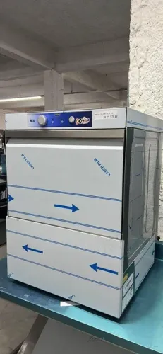 Máquina industrial de lavar louças total inox B30 Metvisa