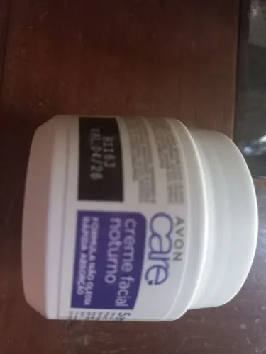 Creme facial hidratante Avon 