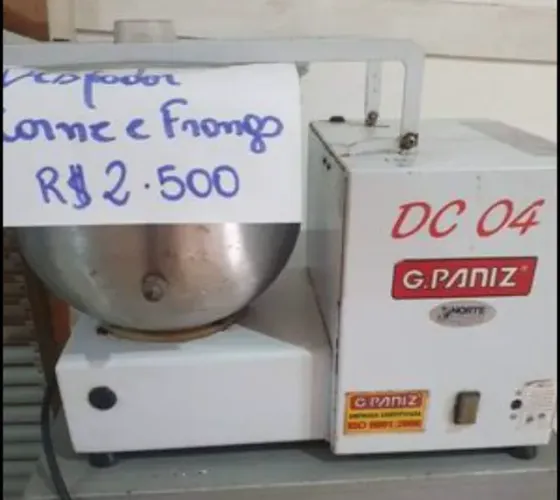 Desfiador de frango e carne 