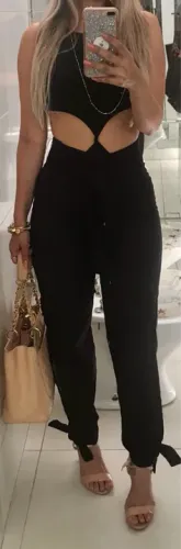 Calça em linho preta com amarração na perna e na cintura tamanho 36 usada apenas 2x