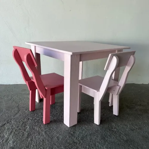 Kit mesinha e cadeirinha direito de fábrica!!!!