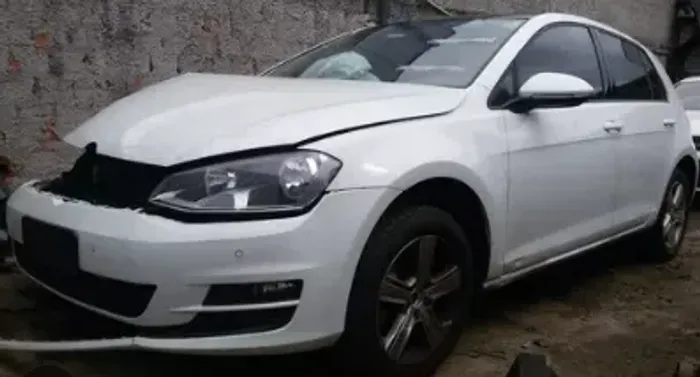 Sucata Golf Tsi 2014 - Retirada De Peça..