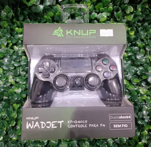 Controle Playstation 4 Sony cor preto Ps4