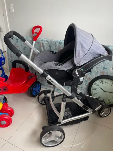 Carrinho de bebê 3 em 1