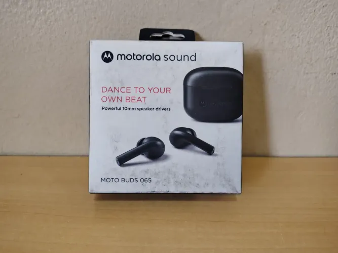 Fone de Ouvido Bluetooth Motorola Moto Buds 065 - Novo
