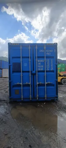 CONTAINERS À VENDA - 20 e 40 PÉS