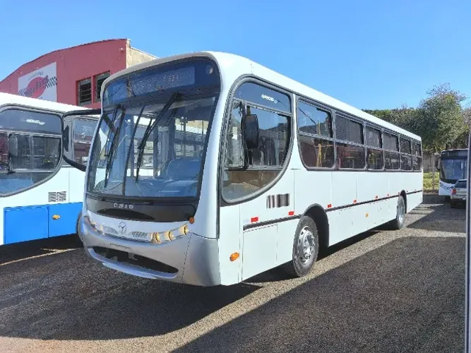 Ônibus CAIO APACHE VIP; Mecânica MERCEDES-BENZ OF-1722; Ano 2008/2008