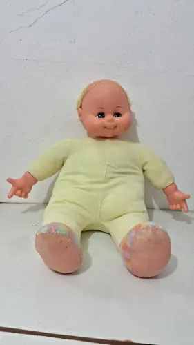 Boneca Bambina anos 80 para restauração