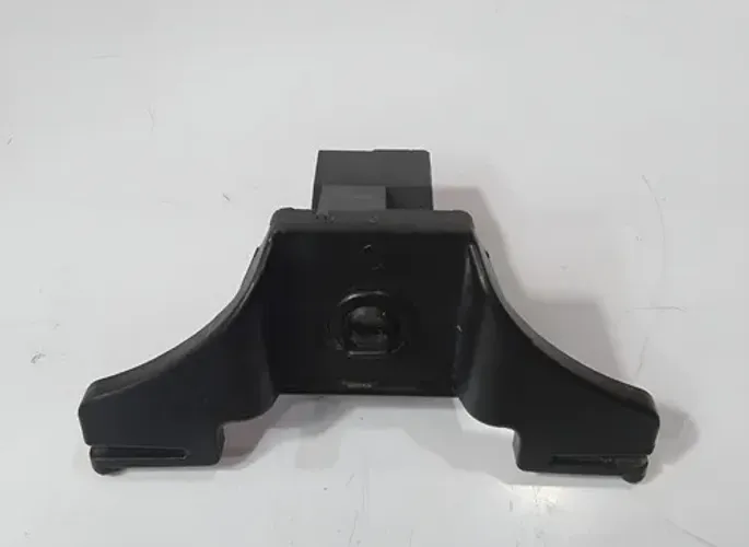 Trava Portinhola Tanque Outlander 2014 - 2019 - Preto