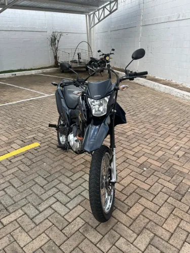 Bros 160 ano 2023 só pegar e andar