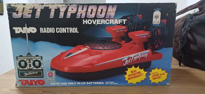 Jet Typhoon Hovercraft Taiyo- Brinquedo Radio Control