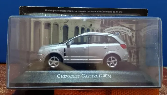 Miniatura 1/43 Chevrolet Captiva (2008)
