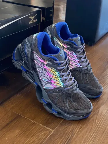 Tênis Mizuno importado 