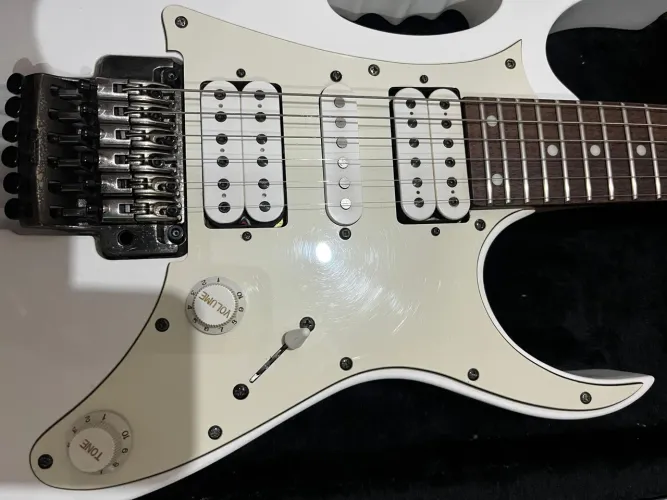 Guitarra Ibanez Jem Jr Indonésia com Hard case