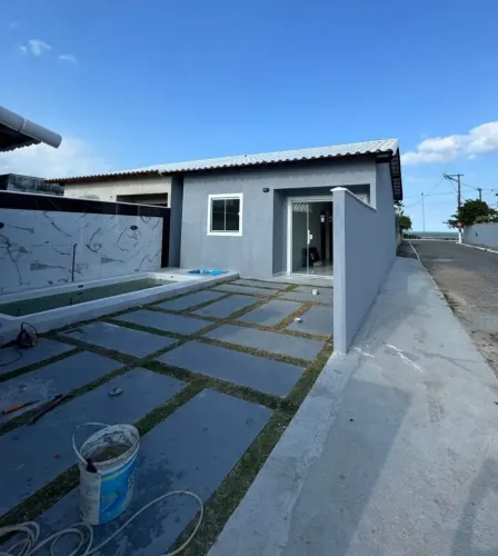 Casa à Venda Lado Praia em Unamar 2º Distrito de Cabo Frio-RJ.