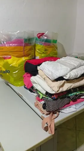Roupas usadas para bazar 