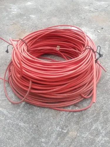 Vendo ou troco 3 Cabos Multimídia Triax 11-Y im Top Zustand de 75mt cada