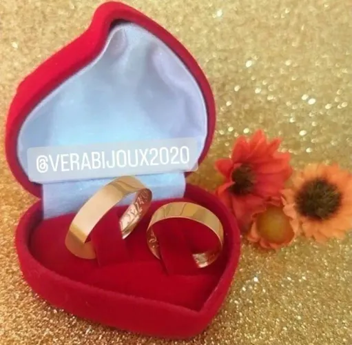 PAR DE ALIANÇAS NOIVADO E CASAMENTO 