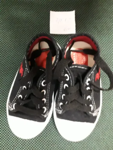 Tênis Infantil Preto - Conforto e Estilo para os Pequenos!