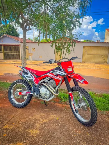 CRF 250F - 2022  - ZERADINHA / PEGO CRF 230