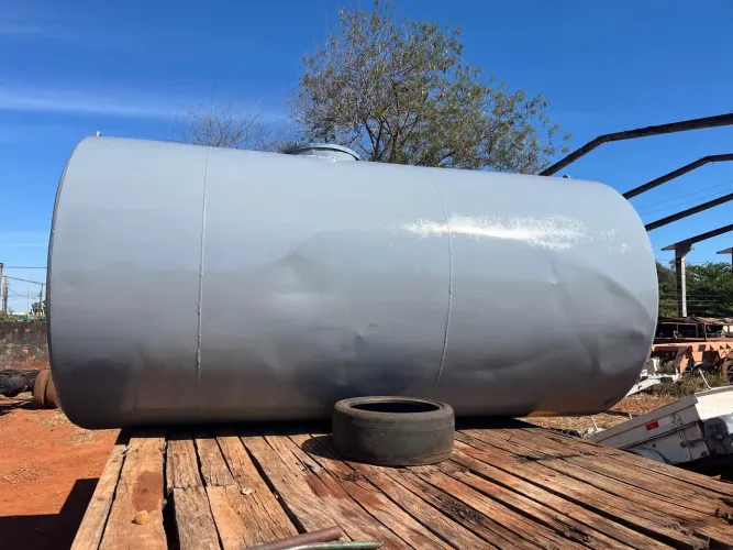Tanque reservatório estacionário água / diesel 6.000 L