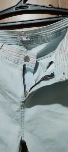 Calça Jeans feminina Tam. 44