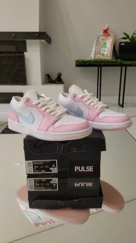 Air Jordan 1 Low Paw Print - Tamanho 37 - Novo 10/10