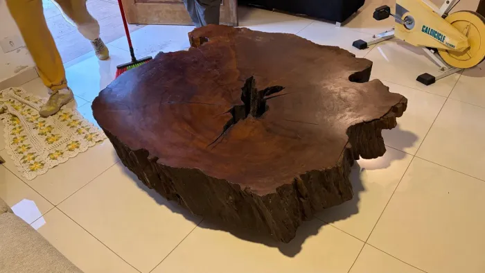 Mesa de Madeira de Lei Imbuia Rústica Grande 1,35m
