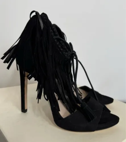 Sandália de franjas Zara