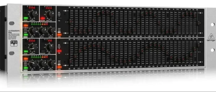 Equalizador Behringer pro