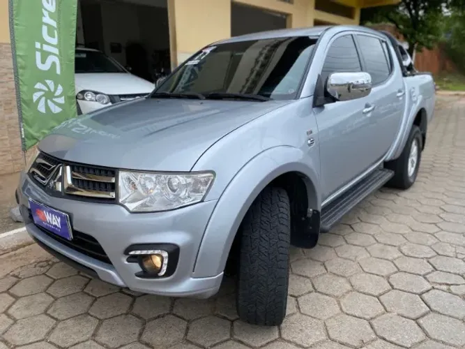 Mitsubishi L200 Triton HPE 3.2 CD TB Int.diesel AUT 2017