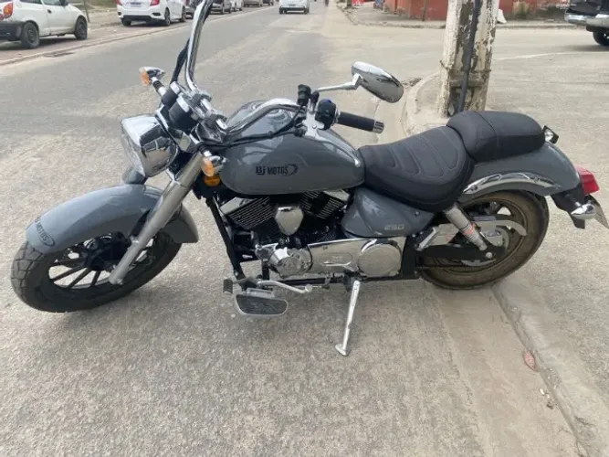Vendo moto Shineray Denver ano 2025.