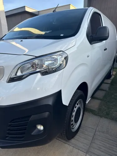 Peugeot Expert Cargo 1.5 Turbo Diesel 2024