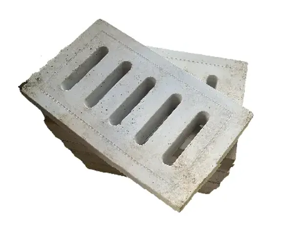 GRELHA CONCRETO RETANG 05 LAMINAS - 30X050X06CM