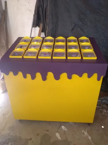 Balcão de açaí novo 1.400 reais 