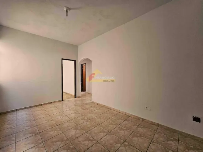 Casa para aluguel, 2 quartos, Ipiranga - Divinópolis/MG