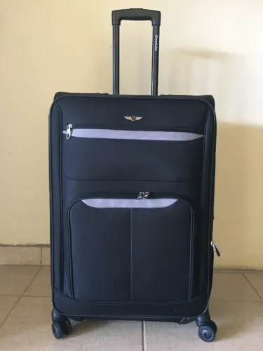 Mala de viagem, preta, marca CrewLine