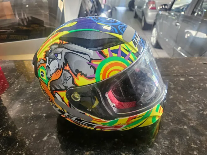 Capacete alex Barros 56