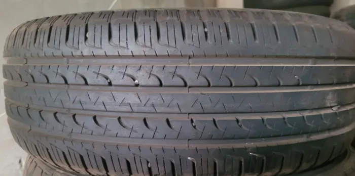 Pneu 205 60 16 Goodyear(só um) seminovo 90% em até 10x de R$33,00 no cartão de crédito