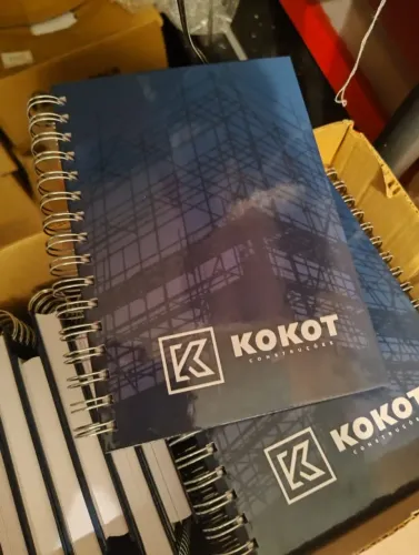 Agenda com capa laminada e personalizada com sua logo