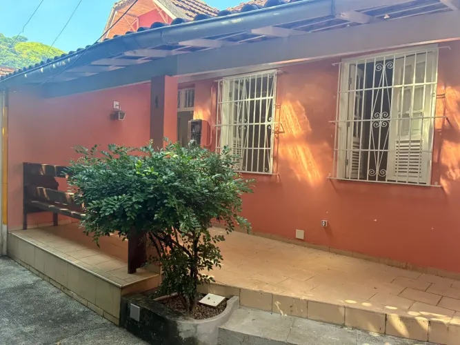 ÓTIMA CASA em vila arborizada e tranquila de 2 quartos à venda no Engenho Novo, mais próxi