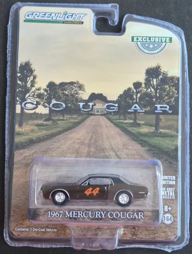 Miniatura Premium Greenlight 1967 Mercury Cougar
